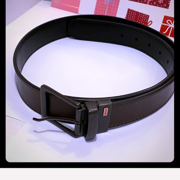 NWOT LEVIS Bridle Reversible Leather Men’sBelt: 36 - Picture 7 of 8